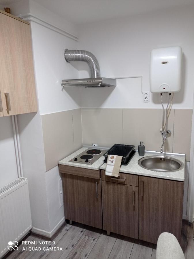 7 Days Premium Apartment 2 수보티차 외부 사진